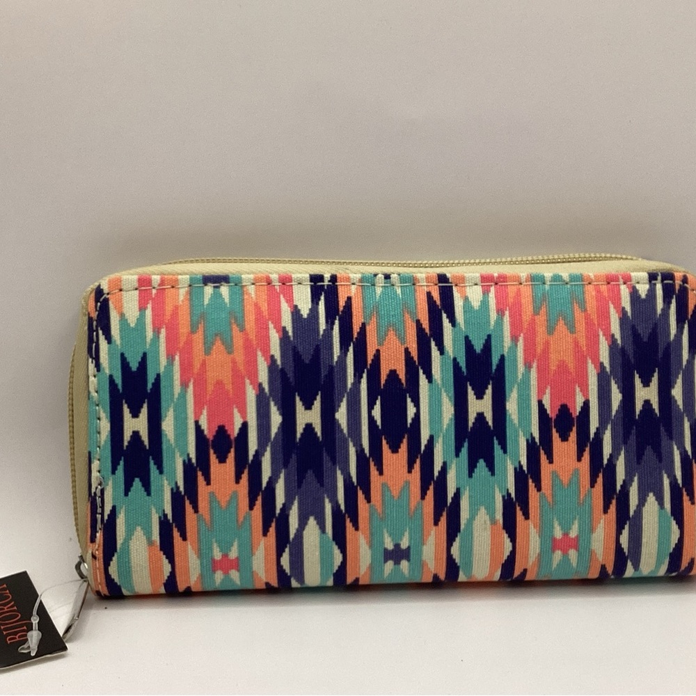 NWT! Bijorca Aztec Tribal Print Zip-around Wallet
